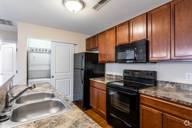 Arbor II: 1 Br, 1 Ba - 755 SF (2nd Floor)