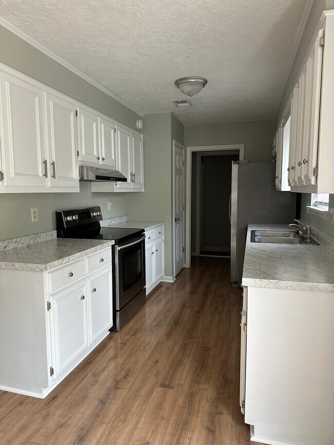 Photo - 146 Muirfield Ct