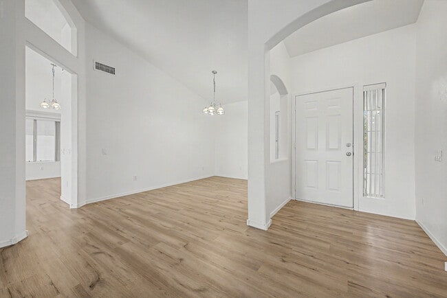 Photo - 20633 N 63rd Dr