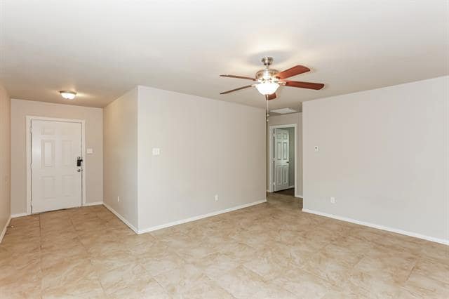 Photo - 706 Lloyd St