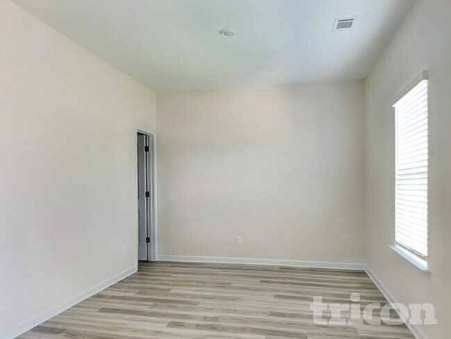 Photo - 3323 Arabian Farm Ln