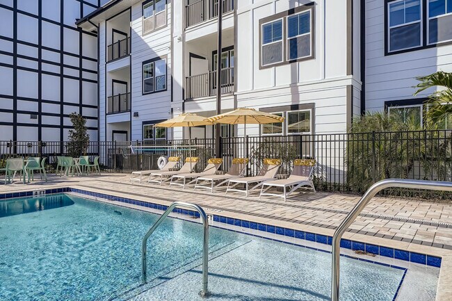 Photo - Magnolia at Palm Bay