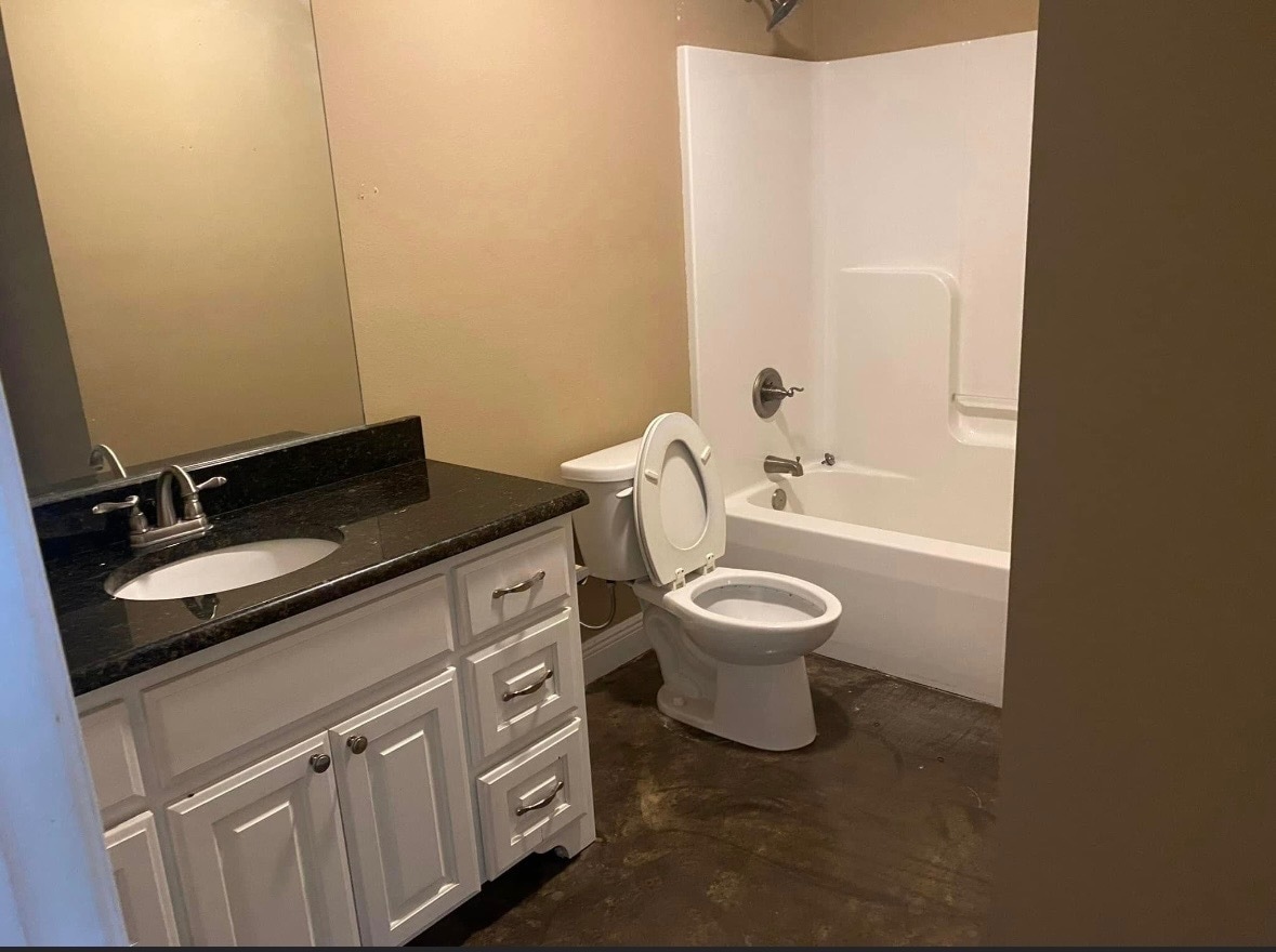 Photo - Dean Chapel Unit 1033