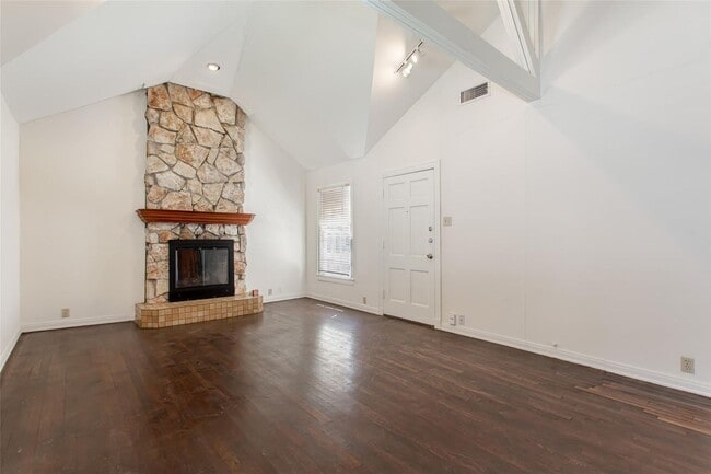 Photo - 9025 San Fernando Way