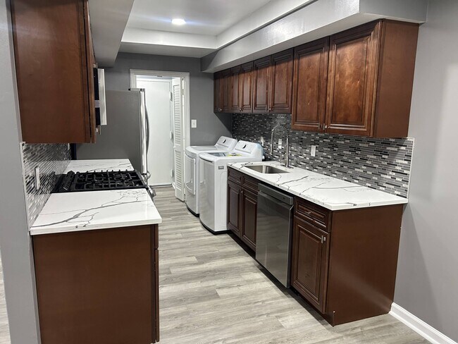 Photo - 10246 Prince Pl Unit 108