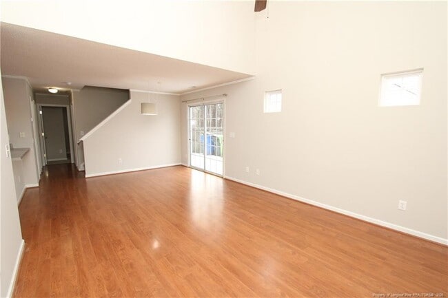 Photo - 5425 Golden Moss Trail