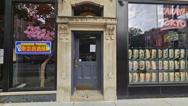 Photo - 3337 N Halsted St