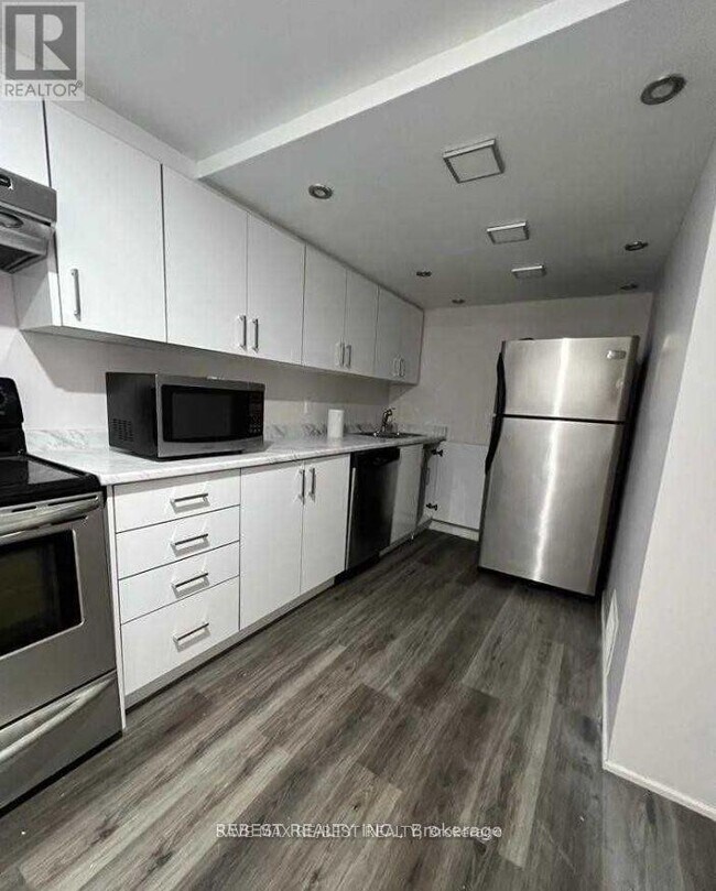 Photo - 18 Finsbury Dr