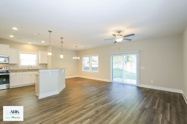 1426 Feldspar Ct