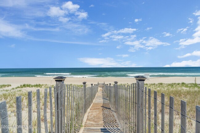 Photo - 226 Dune Ave