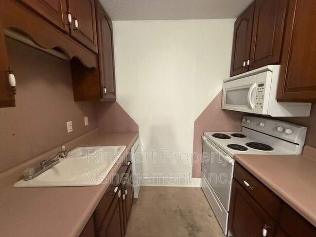 Photo - 1110 Chandler Dr