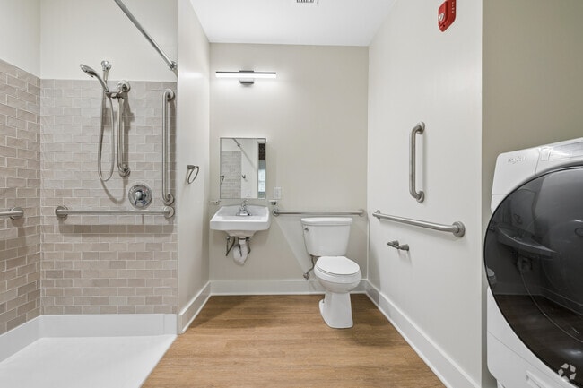 ADA Compliant - 2BR, 1BA - 826SF - Bathroom