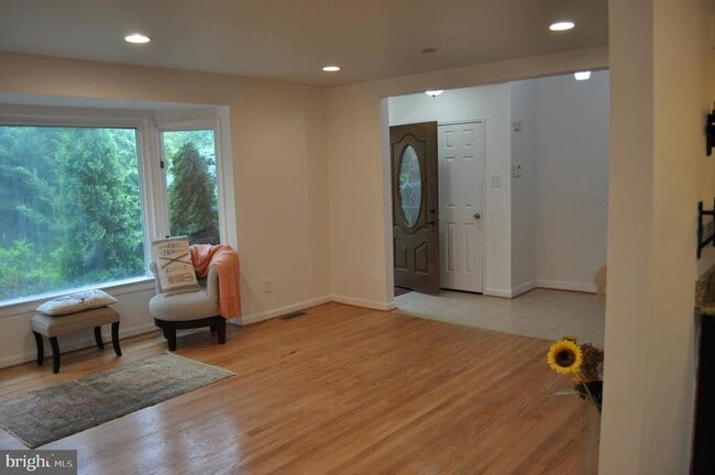 Photo - 6000 Greentree Rd