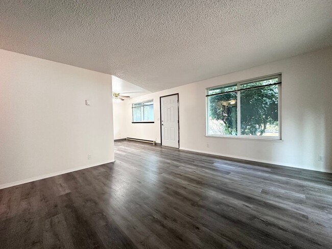 Photo - 2 Bedroom Duplex in Sandy