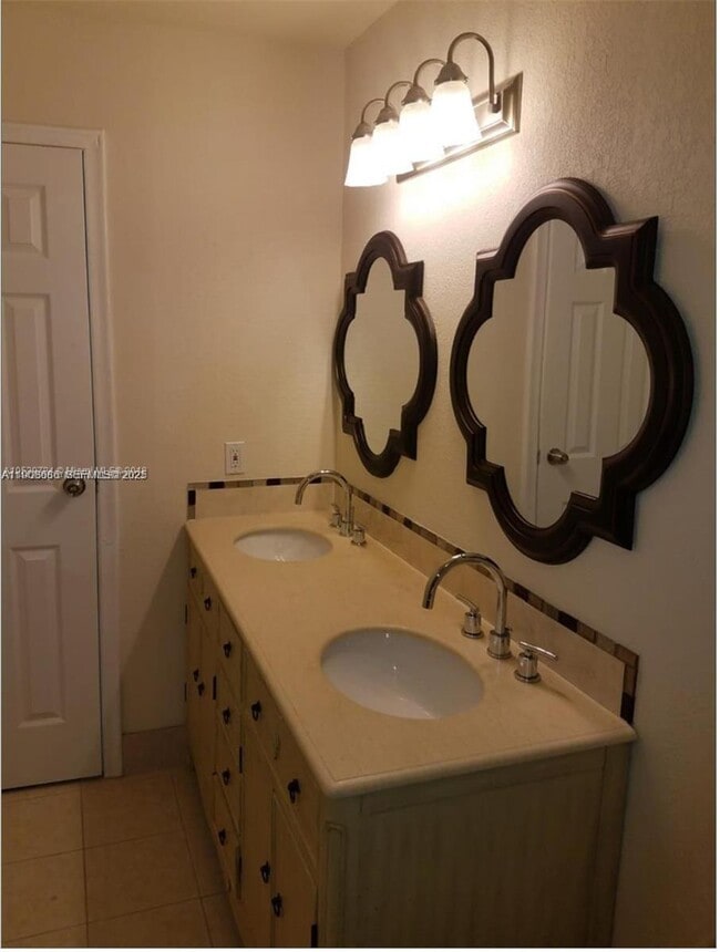 Photo - 16731 SW 5th Ct