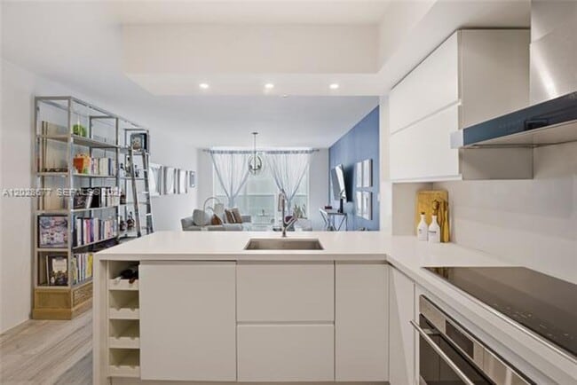Photo - 31 SE 5th St Unit 31 SE 5th St # 2410