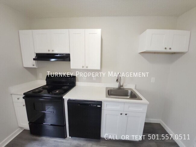 Photo - 4718 W 26th St
