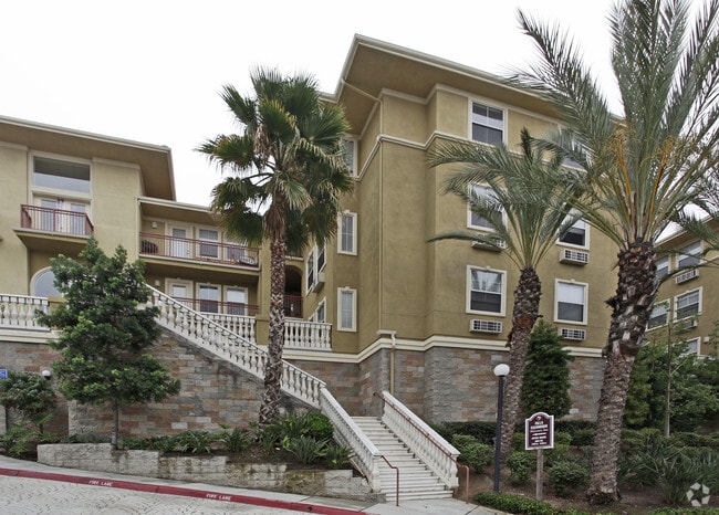 Villa Escondido Apartments For Rent in Escondido, CA