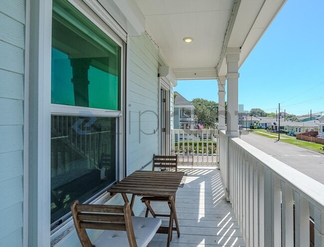 Photo - 3002 Avenue K