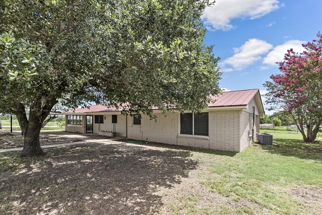 Building Photo - 3897 Zulch Rd Rental