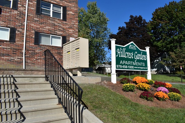 Hillcrest Gardens - Hillcrest Gardens Apartments