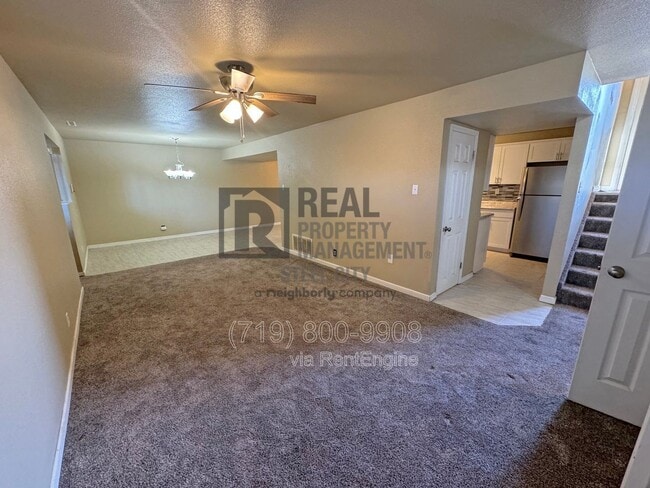 Photo - 3011 Aster St