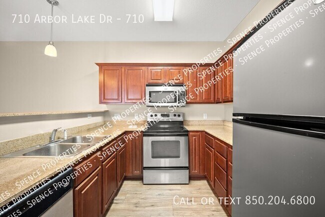 Photo - 710 Arbor Lake Dr