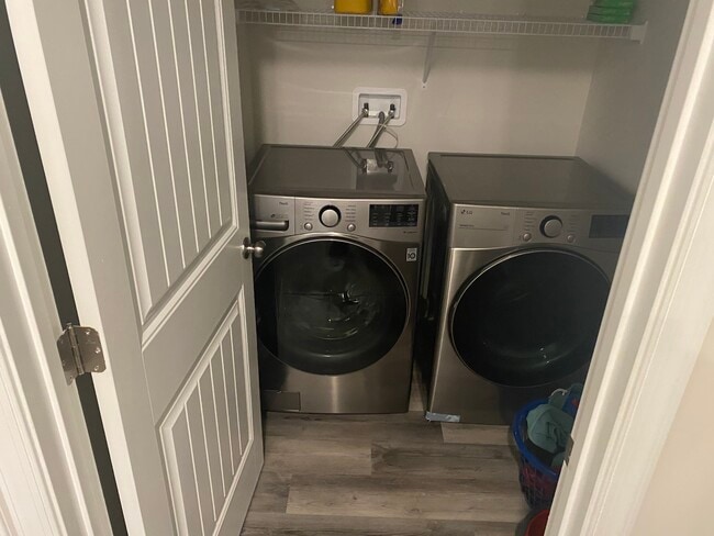 Photo - 241 Sedmont Cir