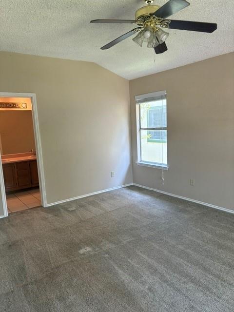 Photo - 17511 Klamath Falls Dr