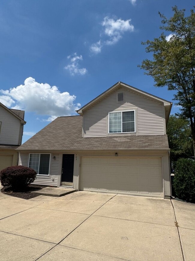 Building Photo - Greenwood - 2 bedroom home