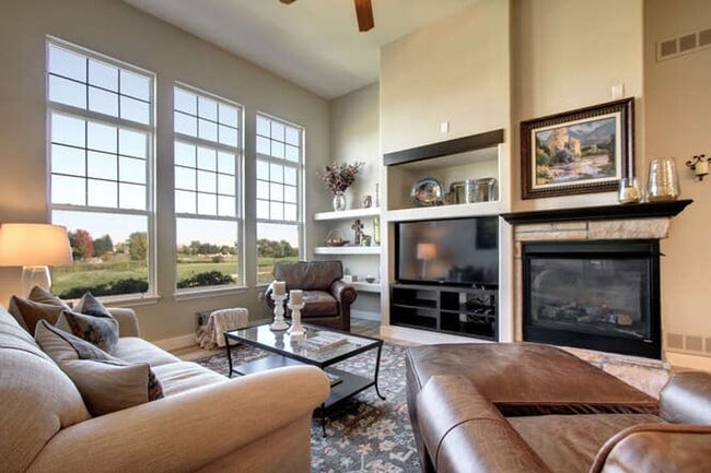 Photo - Spacious 3 BDR Townhome on Golf Course