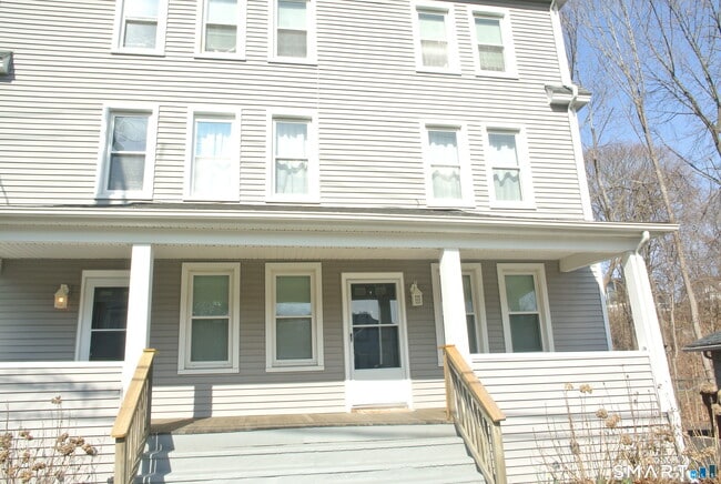 Photo - 115 Maltby St