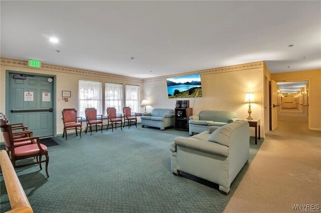 Photo - 459 E Oak Orchard St