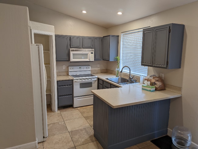 Photo - 3755 E Broadway Rd