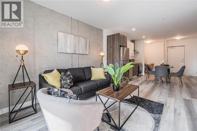 Photo - 1438 Highland Rd W Unité 902