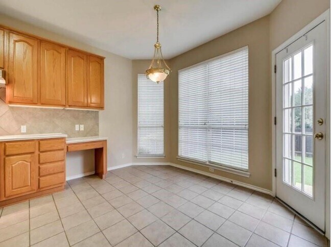 Photo - 1803 Fall Creek Dr