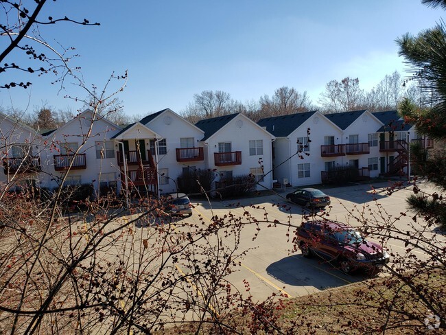 Building Photo - Deer Creek Apartments