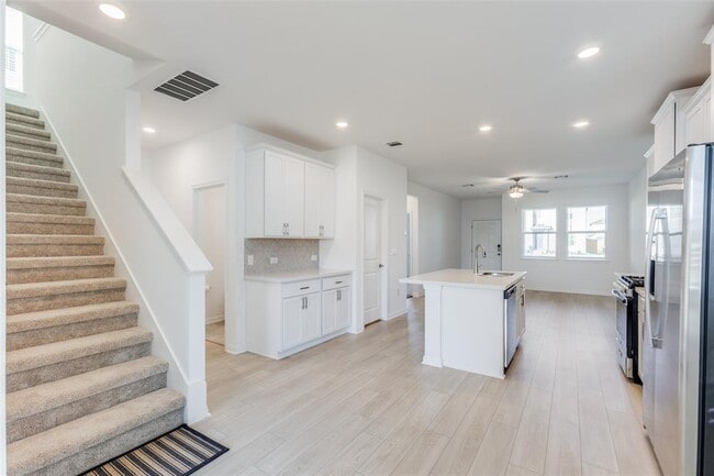 Photo - 13917 Gilwell Dr