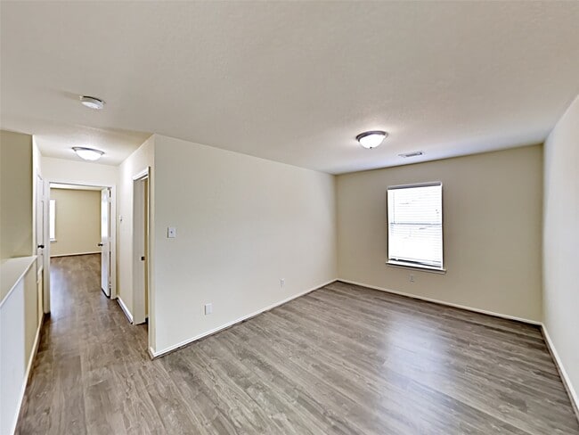 Photo - 12402 Grossmount Dr