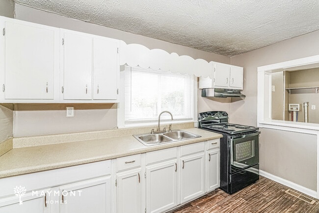 Photo - 1153 14th Pl SW