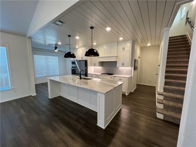 Photo - 819 Malbec Rd