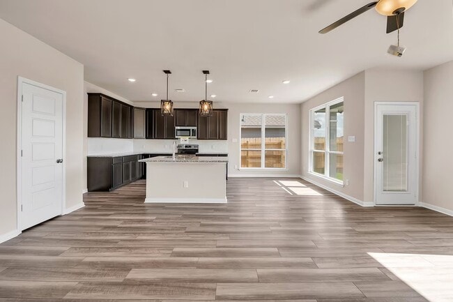 10104 Bethlehem Ct