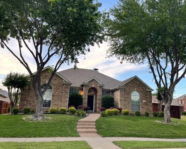 Building Photo - 11820 Duxbury Dr