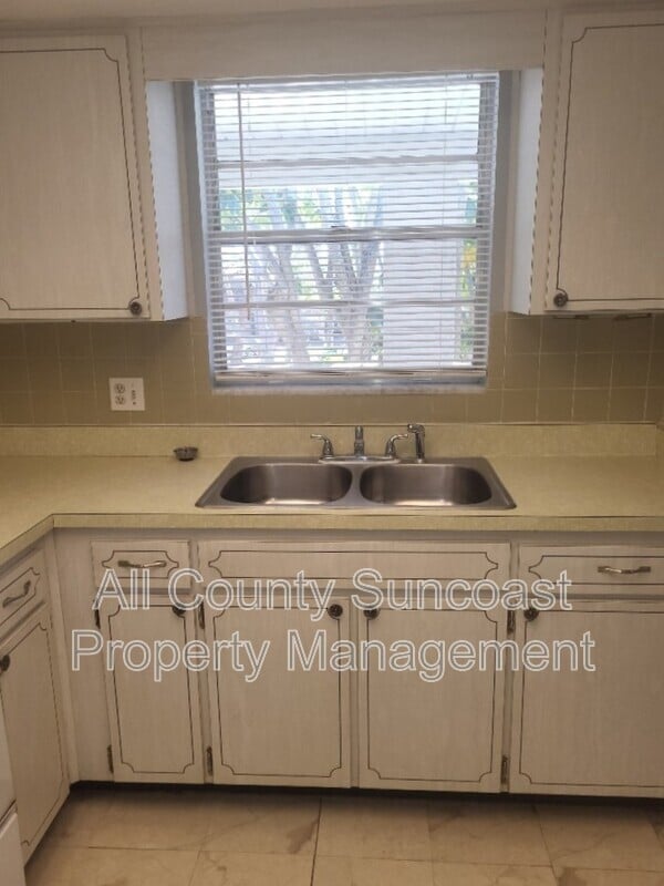 Photo - 3467 33rd Ave N Unidad 12