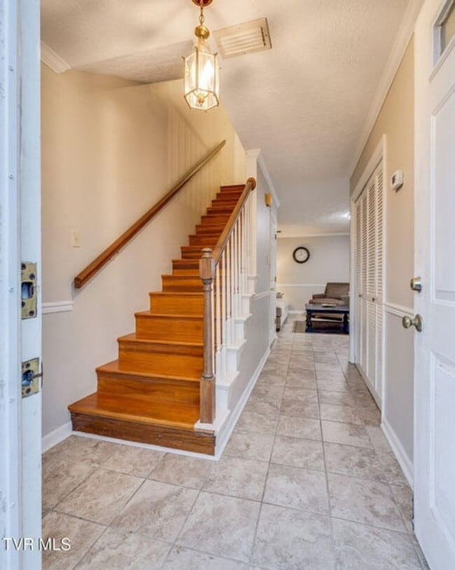 Photo - 1024 Konnarock Rd