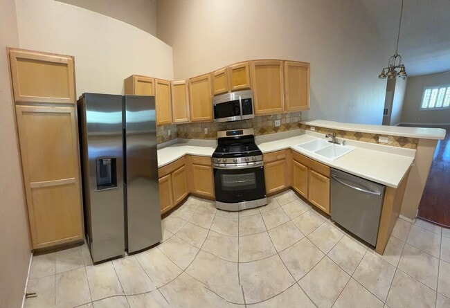 Photo - 2152 Jade Creek St