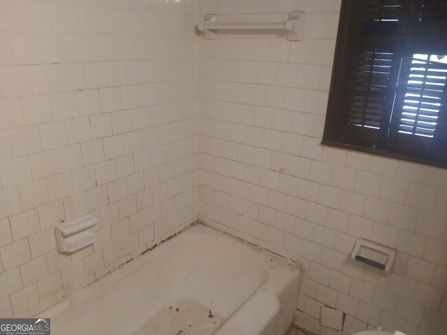 Photo - 1387 Dewey St