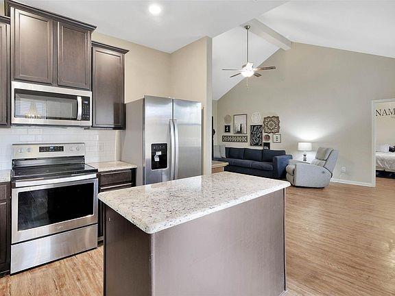 Photo - 3004 Parker Dr