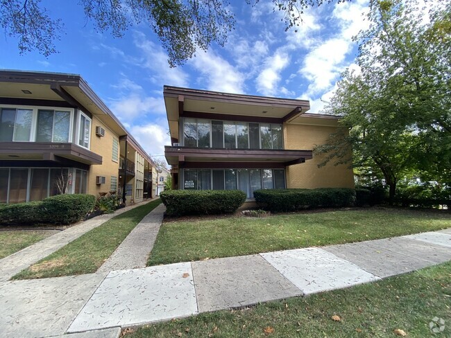 Building Photo - 1205 N Harlem Ave Unit 10 Rental