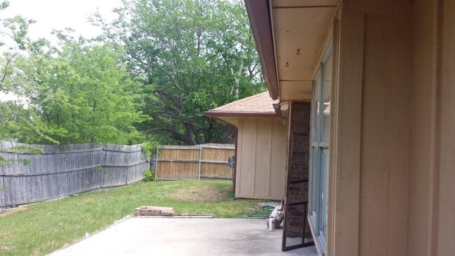 Photo - Beautiful 4 Bedroom in Garland!